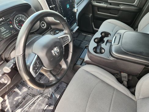 Used 2024 RAM 2500 Big Horn w/ Level 2 Equipment Group AWD/4WD image 15