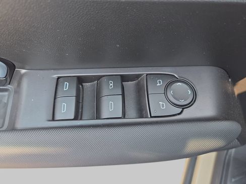 Used 2023 Chevrolet Colorado Z71 w/ Z71 Convenience Package 2 AWD/4WD image 30