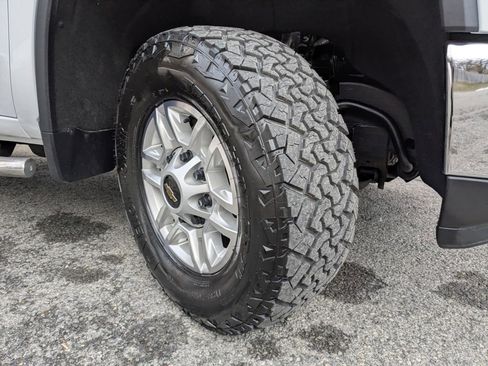 Used 2024 Chevrolet Silverado 2500 LT w/ All Star Edition image 35