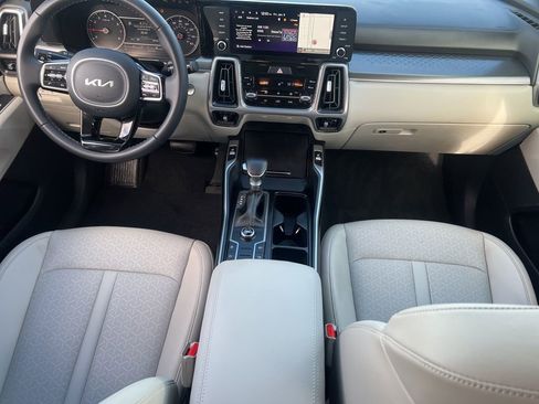 Certified 2023 Kia Sorento S image 17