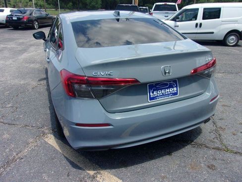 Used 2023 Honda Civic Sport image 6