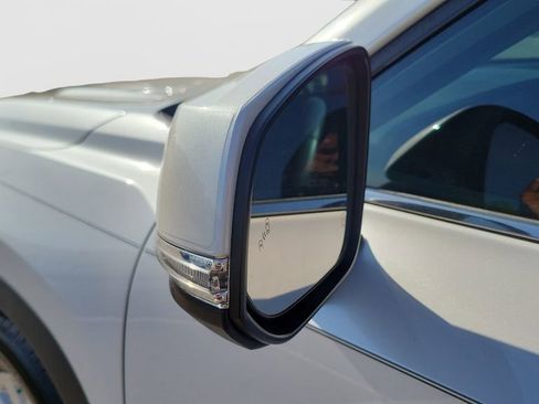 Certified 2024 Toyota Grand Highlander FWD image 27