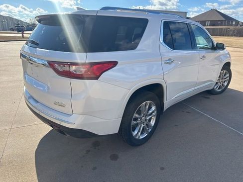 Used 2021 Chevrolet Traverse High Country image 5