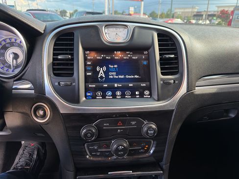 Used 2019 Chrysler 300 Touring w/ Sport Appearance Package RWD image 37