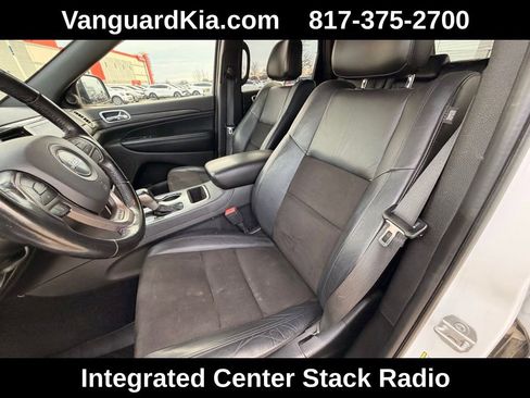 Used 2020 Jeep Grand Cherokee Altitude image 13