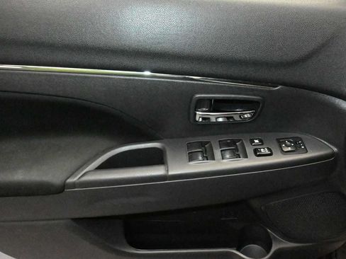 Used 2024 Mitsubishi Outlander Sport ES AWD/4WD image 13