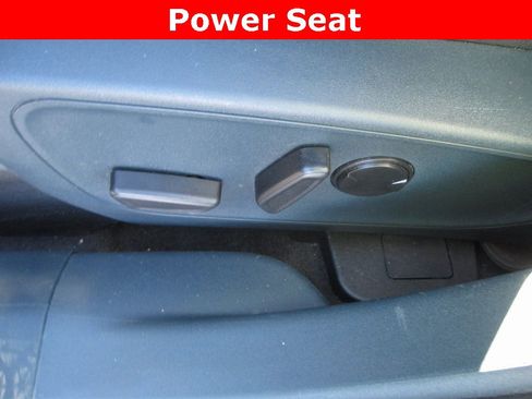 Used 2025 Ford Maverick XLT w/ Equipment Group 301A image 23