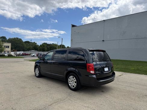 Used 2014 Dodge Grand Caravan SXT w/ Quick Order Package 29G SXT FWD image 5