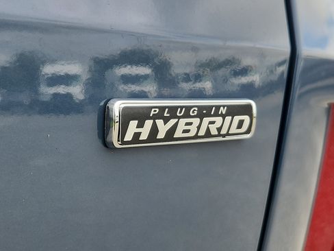 Used 2024 Ford Escape SE FWD image 21
