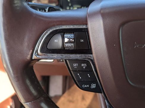 Used 2021 Lincoln Navigator Black Label image 25