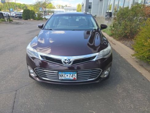 Used 2015 Toyota Avalon Limited FWD image 1