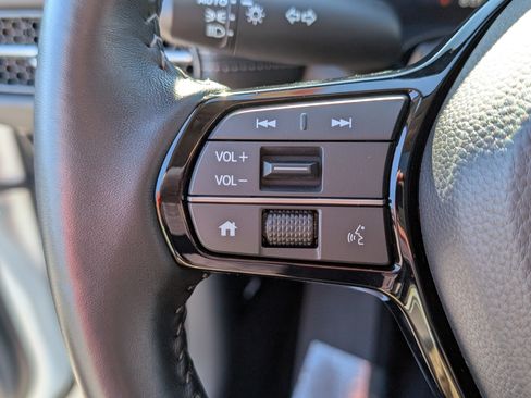 Used 2025 Honda HR-V EX-L image 20