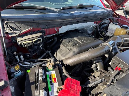 Used 2012 Ford F150 XLT w/ XLT Chrome Pkg RWD image 36
