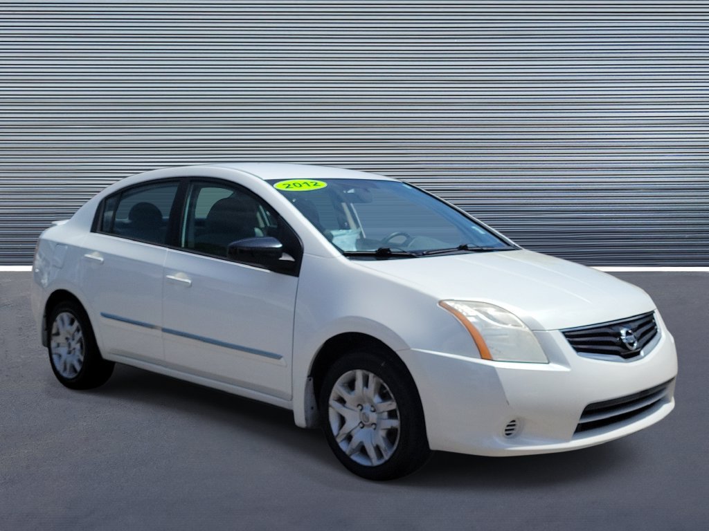 Used 2012 Nissan Sentra 2.0 S FWD image 2