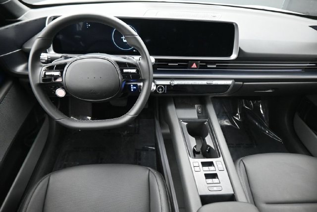 New 2025 Hyundai Ioniq 6 SEL AWD/4WD image 16