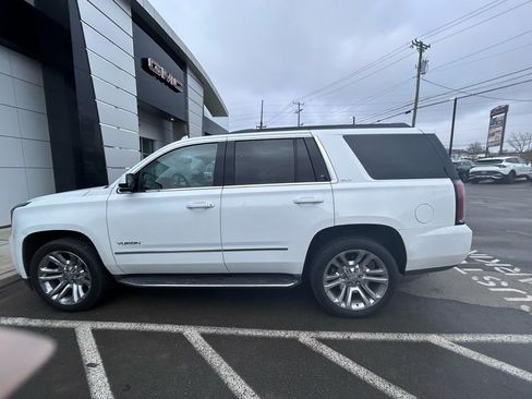 Used 2018 GMC Yukon SLT w/ Premium Edition image 6