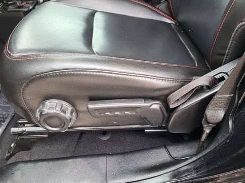 Used 2021 Jeep Wrangler Unlimited Rubicon image 15