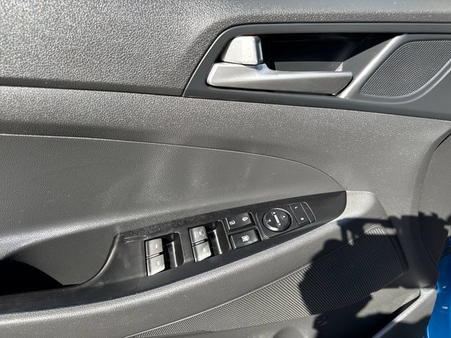 Used 2019 Hyundai Tucson SE AWD/4WD image 11