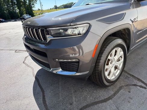 Certified 2023 Jeep Grand Cherokee L Limited AWD/4WD image 13