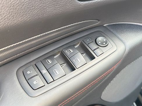 Used 2025 Dodge Durango R/T AWD/4WD image 9
