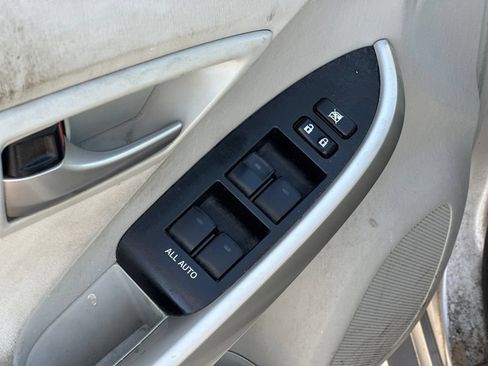 Used 2015 Toyota Prius Three FWD image 15