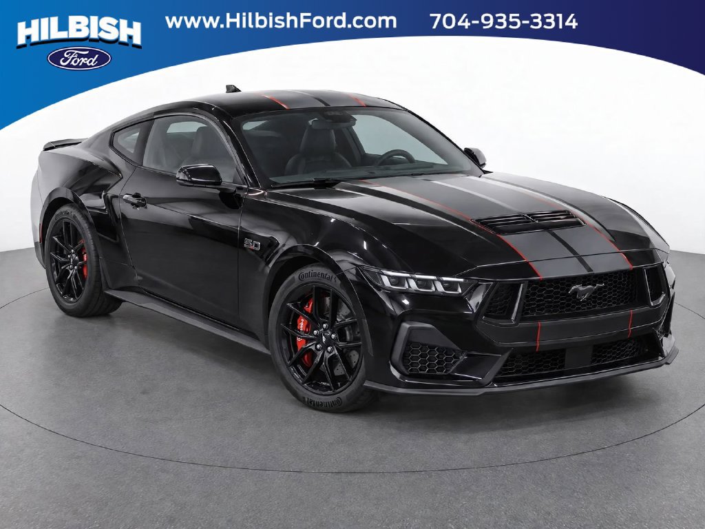 Certified 2025 Ford Mustang GT RWD image 1