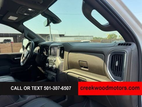 Used 2023 GMC Sierra 2500 Denali w/ Denali Ultimate Package AWD/4WD image 10