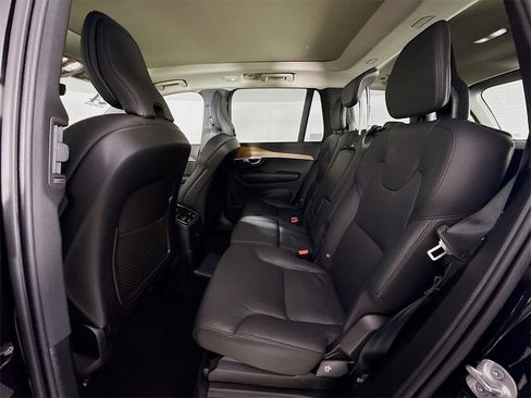 Certified 2024 Volvo XC90 T8 Plus image 26