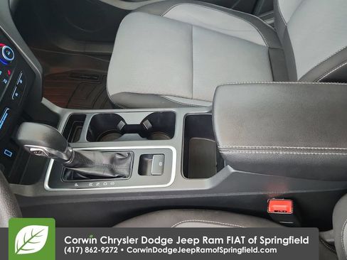 Used 2018 Ford Escape SE FWD image 29