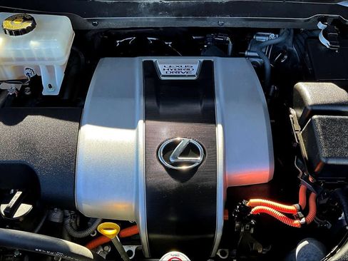 Used 2019 Lexus RX 450hL Premium image 31