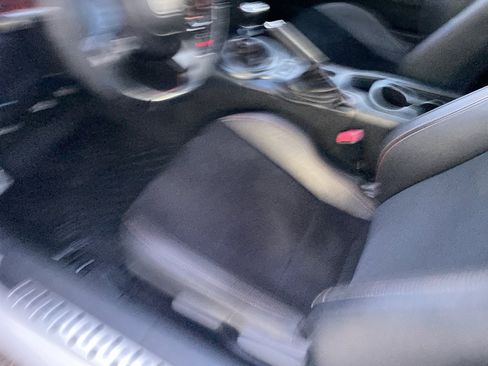 Used 2017 Toyota 86 image 9