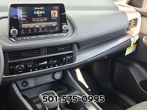 Used 2026 Nissan Rogue SV w/ Cold Weather Package FWD image 28