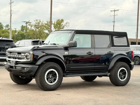 Certified 2024 Ford Bronco Big Bend w/ Sasquatch Package AWD/4WD image 40