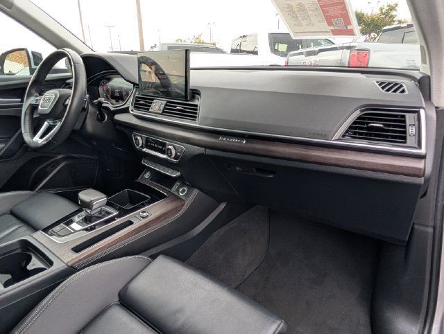 Used 2024 Audi Q5 2.0T Premium Plus AWD/4WD image 25