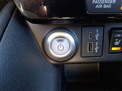 Used 2022 Nissan Leaf SV image 20