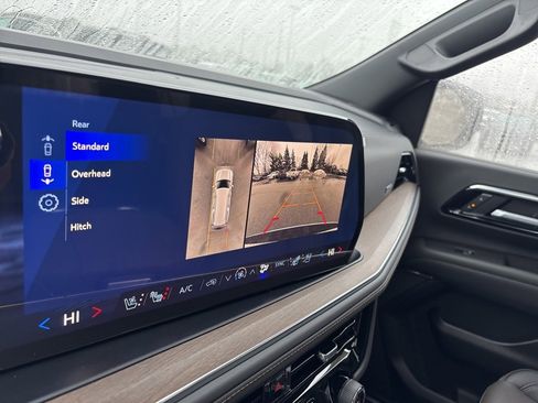 New 2026 Chevrolet Suburban High Country image 34