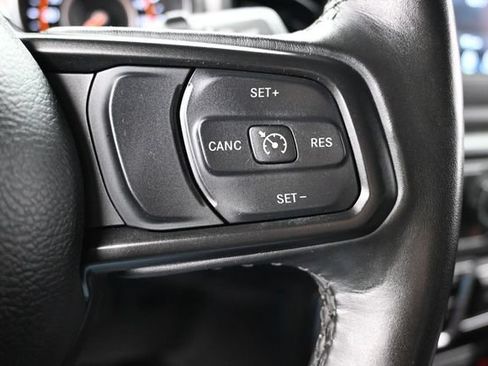 Used 2022 Jeep Wrangler Unlimited Sport AWD/4WD image 32
