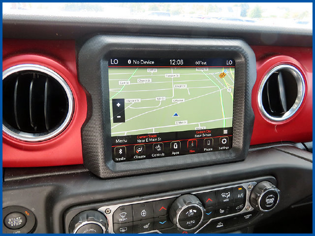 Used 2023 Jeep Gladiator Rubicon w/ Cold Weather Group AWD/4WD image 17
