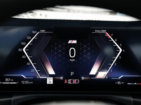 Used 2025 BMW 230i Coupe image 29