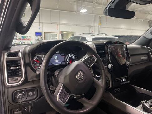 Used 2025 RAM 1500 Big Horn AWD/4WD image 10