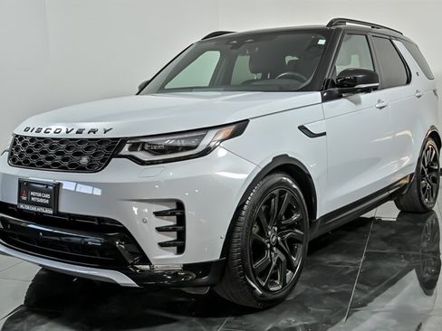 Used 2023 Land Rover Discovery S R-Dynamic AWD/4WD image 5