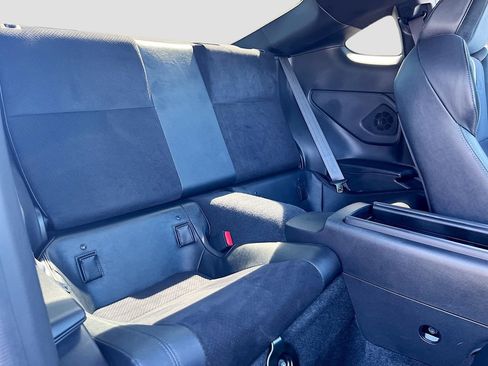 Used 2025 Toyota GR86 Premium w/ ALL Weather Mat Package (TMS) image 25