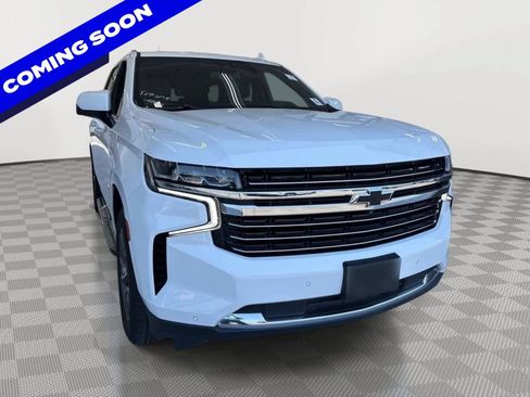 Used 2021 Chevrolet Tahoe LT w/ LT Signature Package AWD/4WD image 1