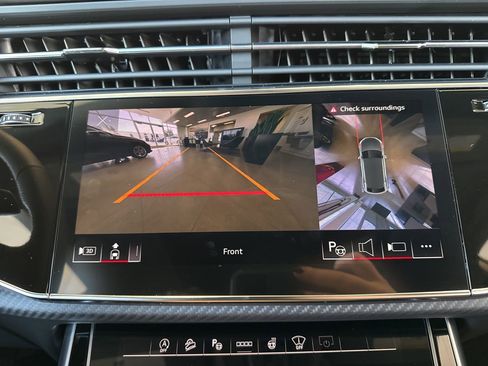 New 2026 Audi SQ8 Prestige image 28