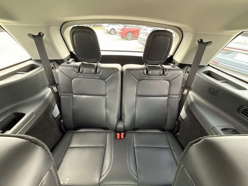 New 2026 Lincoln Aviator AWD w/ Jet Appearance Package image 18