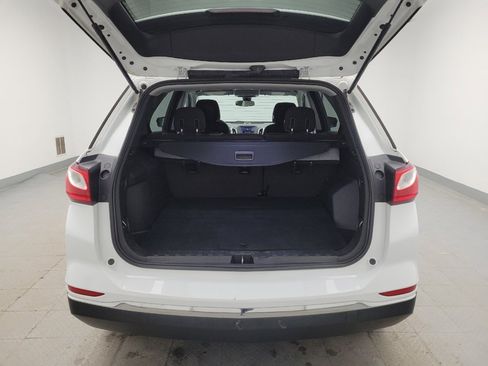 Used 2020 Chevrolet Equinox LT image 29