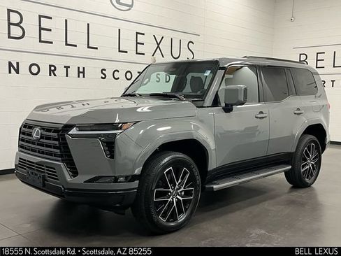 Used 2026 Lexus GX 550 w/ Cold Area Package AWD/4WD image 8