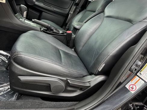 Used 2014 Subaru Crosstrek 2.0i Limited AWD/4WD image 10