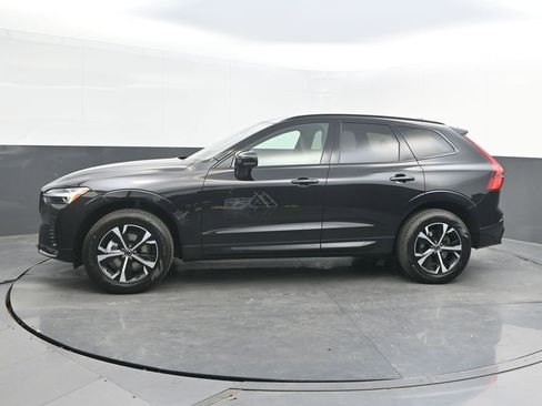 New 2026 Volvo XC60 B5 Core w/ Climate Package image 2