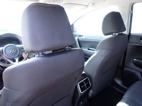 Used 2019 Kia Sportage LX image 16